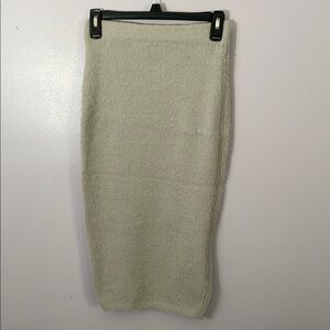 Elegant Gray Knit Skirt